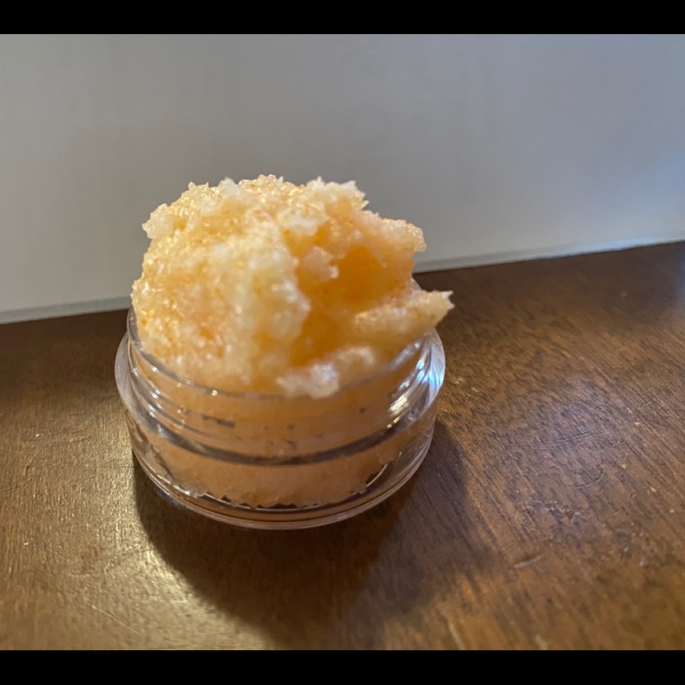 lip scrubs